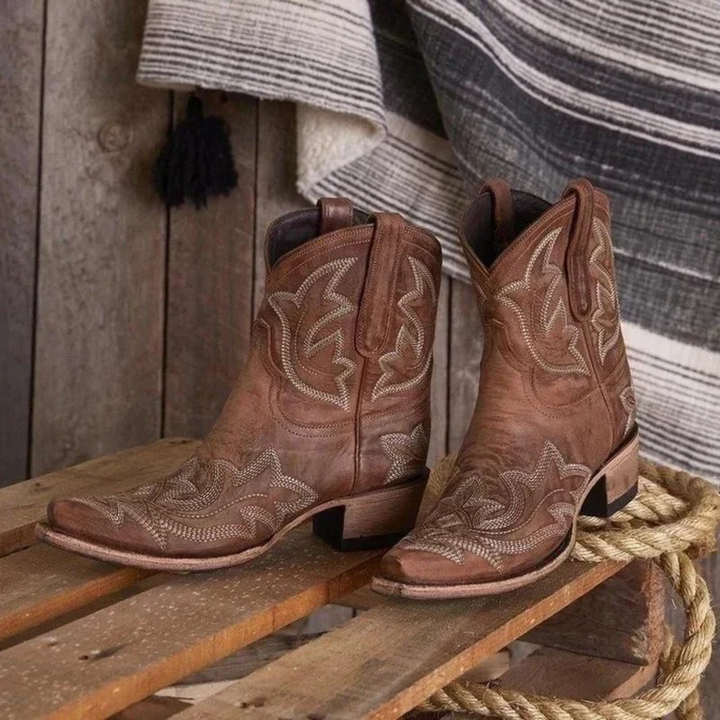 Brynn | Women's Leather Short Cowgirl Boots
