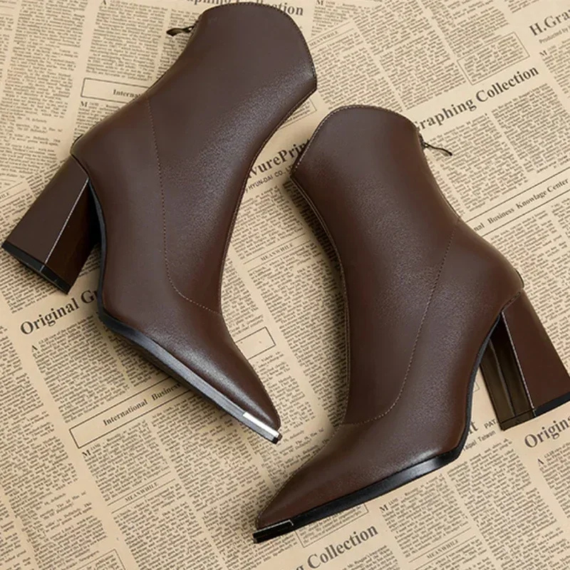 Mette | Women's Leather Block Heel Pointed Toe Ankle Boots