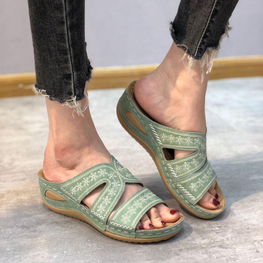 Niamh | Women's Comfortable Cutout Sandals