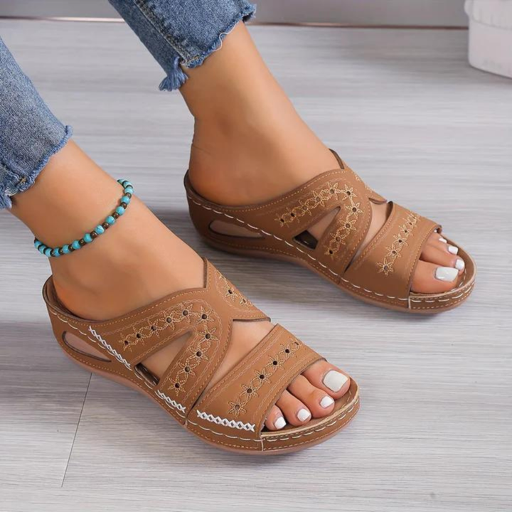 Niamh | Women's Comfortable Cutout Sandals