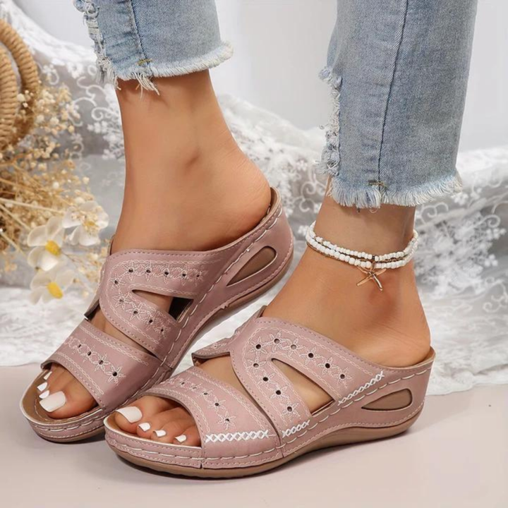 Niamh | Women's Comfortable Cutout Sandals