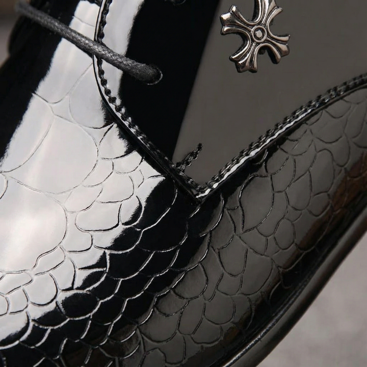 Oliver | Men's Black Derby Shoes With Textured Pattern And Pointed Toe | Refined
