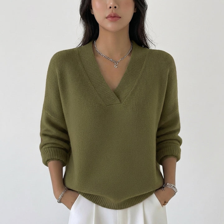 Remi | Women's Merino Wool V-Neck Oversized Jumper