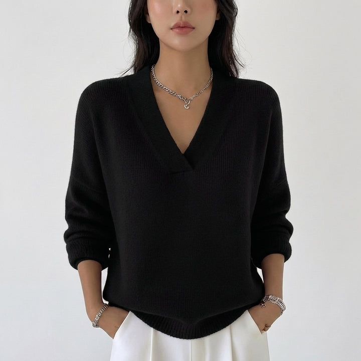 Remi | Women's Merino Wool V-Neck Oversized Jumper