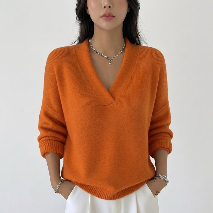 Remi | Women's Merino Wool V-Neck Oversized Jumper