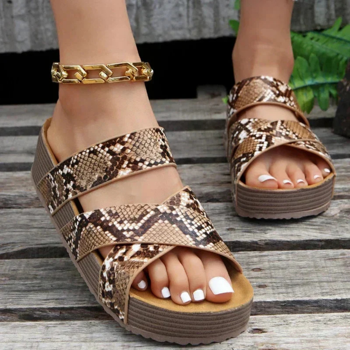 Soleil | Women's Comfortable Crossover Sandals